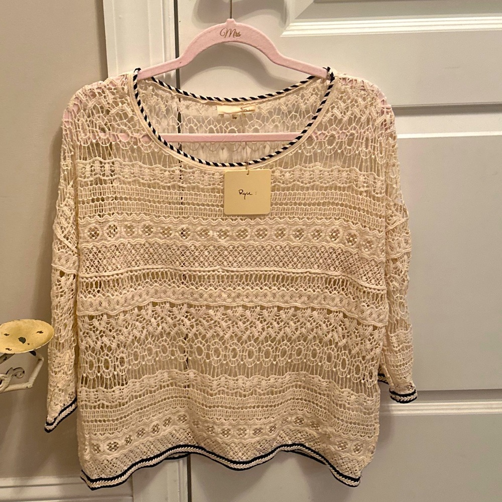 Crochet Top by Rye. Ivory Size S/M with Navy trim. 3/4 sleeve, New with Tags